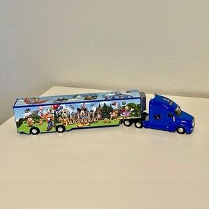 Hot Wheels Big Rig Car Semi Truck & Trailer Walt Disney World Disneyland Resort